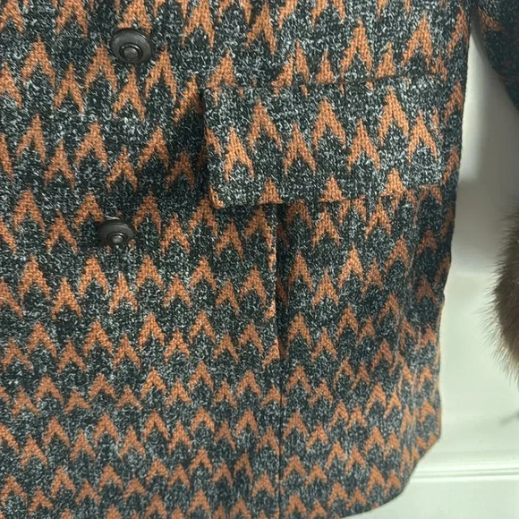 Vintage jacket - pristine condition- one of a kind - Picture 8 of 9